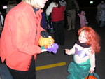 Halloween and Globe 001